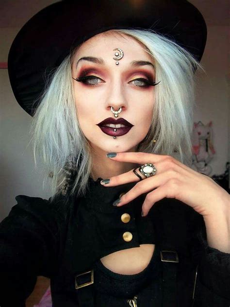 Manifesting Desires: Using Intention-Infused Wiccan Makeup for Attraction Rituals